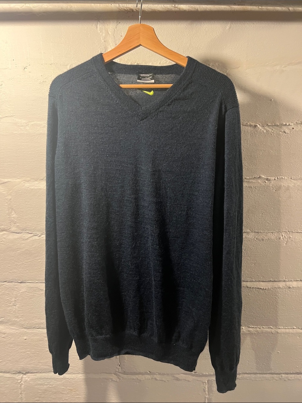 Nike Golf merino blend V-Neck sweater L
